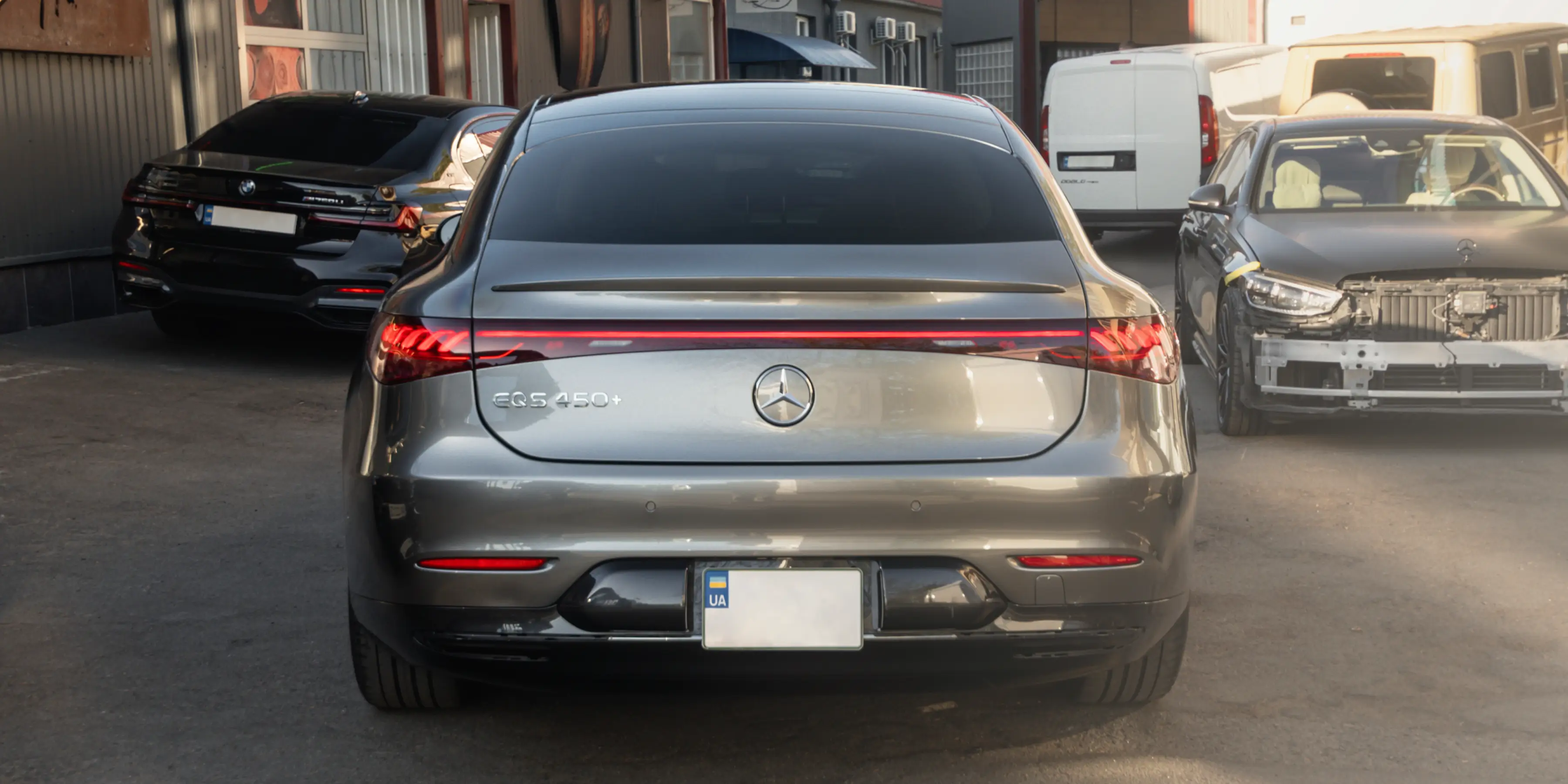 Захисна кольорова поліуретанова плівка Liquid Metallic Gunmetal Grey